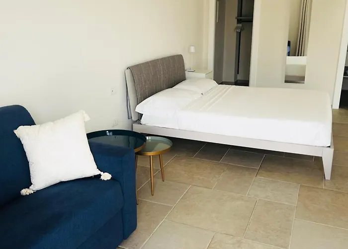 Palazzo Lagreca 3*